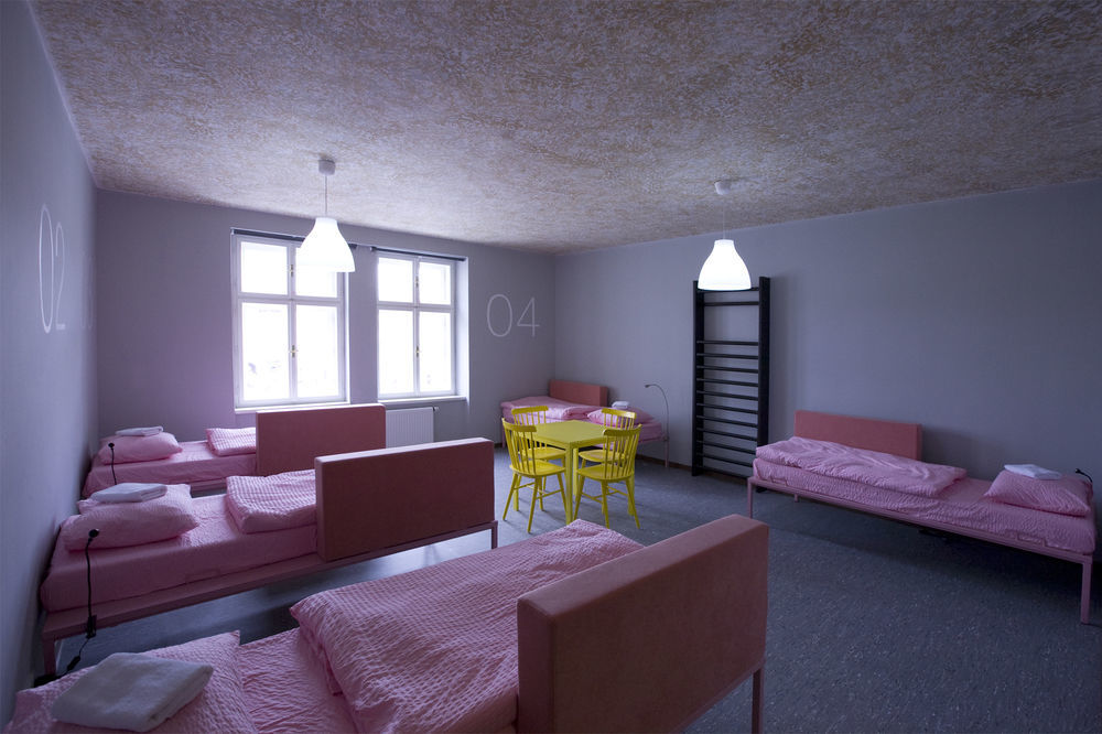 Hotel U Zlateho Kohouta Kromeriz Ngoại thất bức ảnh
